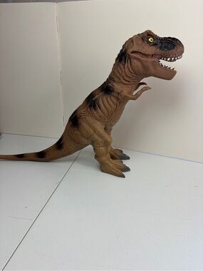 Toys R Us Dinosaur T Rex 15" Tall Large Soft Rubber Maidenhead Large Jurassic